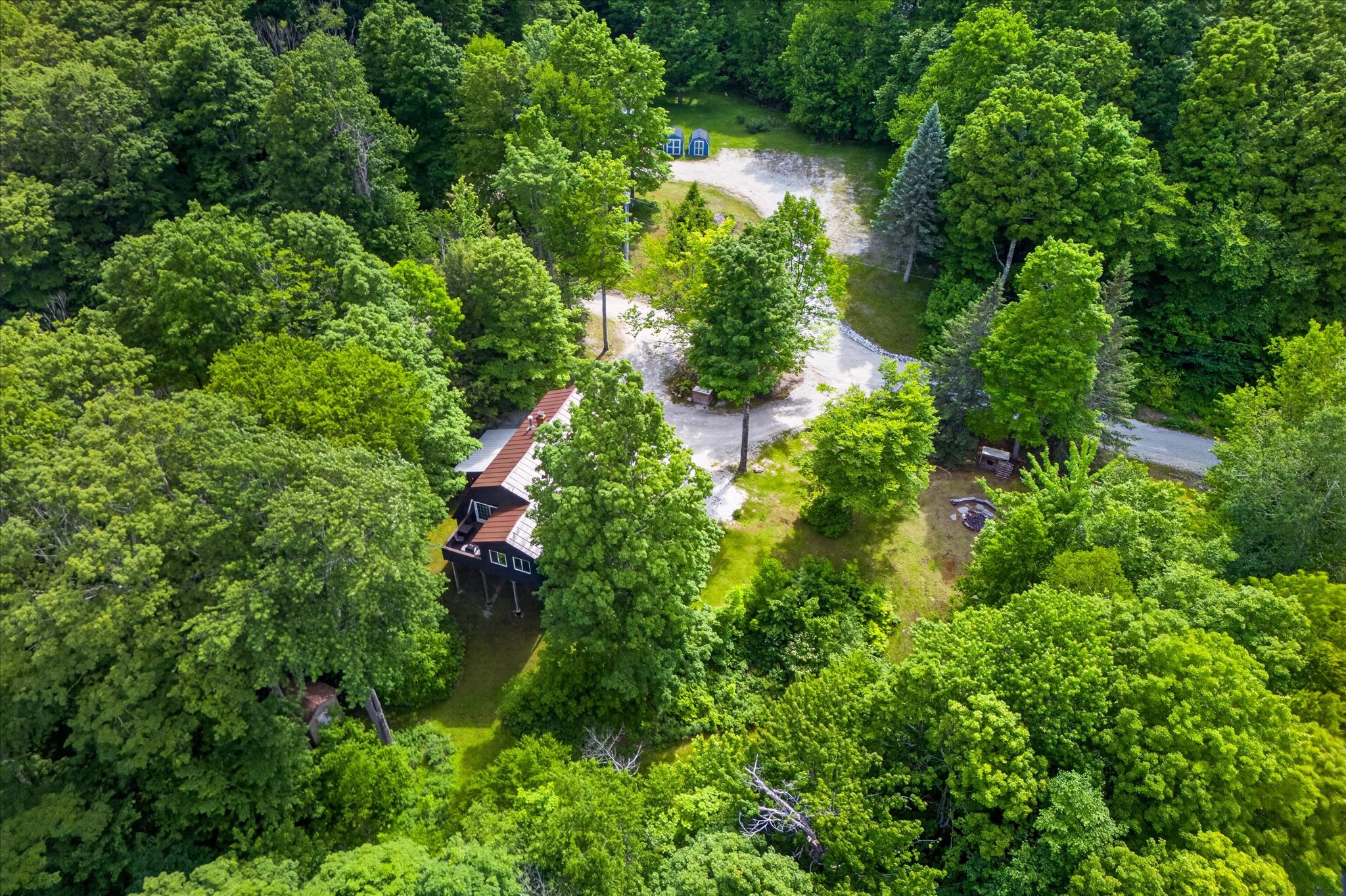 Aerial view of Slippery Slope Chalet surrounded by Vermont woodland — Killington Vermont